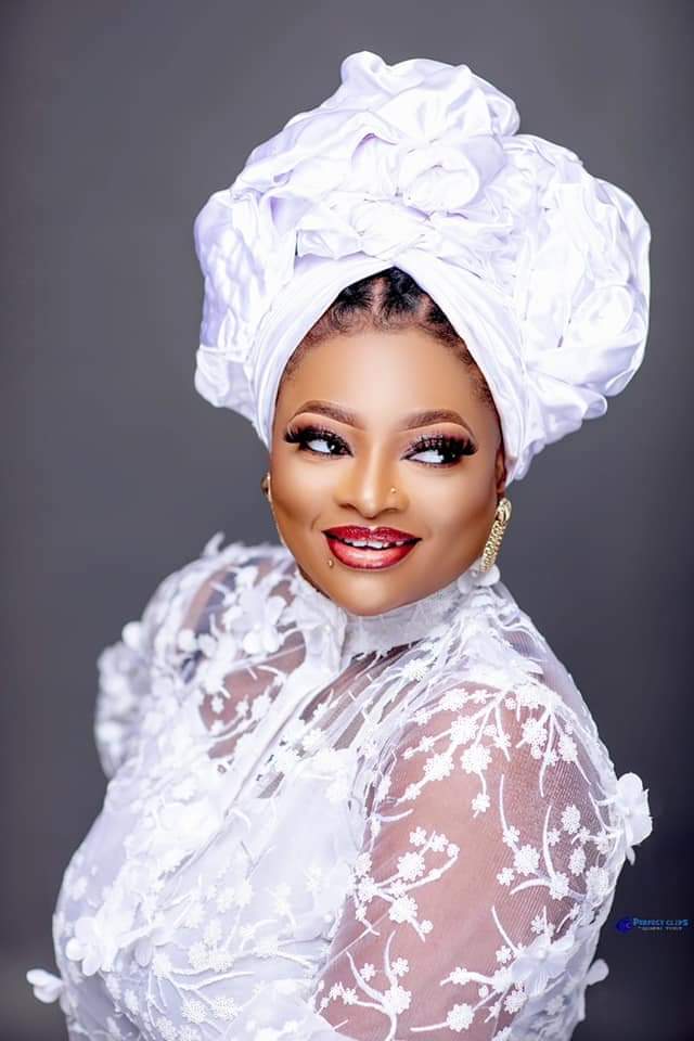 See The Ever Gorgeous Looks Of  Motunrayo Naphysaht Shomuyiwa