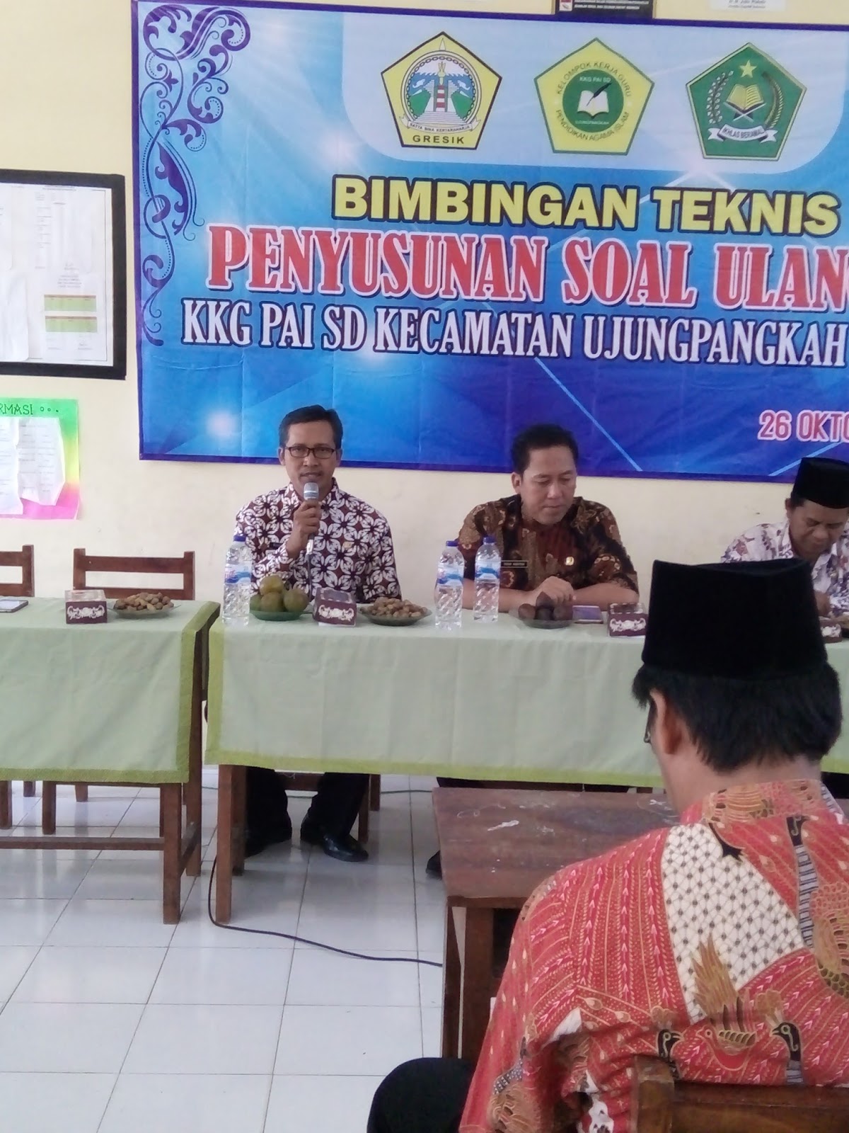 BIMBINGAN TEKNIS PENYUSUNAN SOAL ULANGAN KKG PAI SD KECAMATAN UJUNGPANGKAH GRESIK