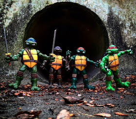 MONDO 6th Scale Teenage Mutant Ninja Turtles Action Figures