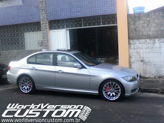 BMW 320i 2009 com rodas aro 18"