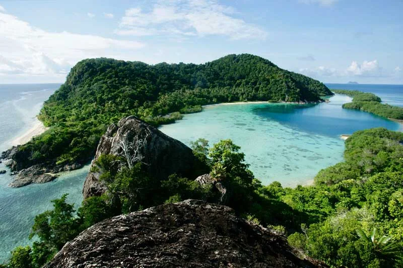 Cara Menuju ke Pulau Bawah Kepulauan Anambas