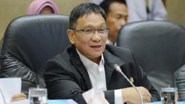 HANURA SINDIR FAHRI HAMZAH TENTANG KATAK DALAM TEMPURUNG, TAK TAHU HARGA BBM !