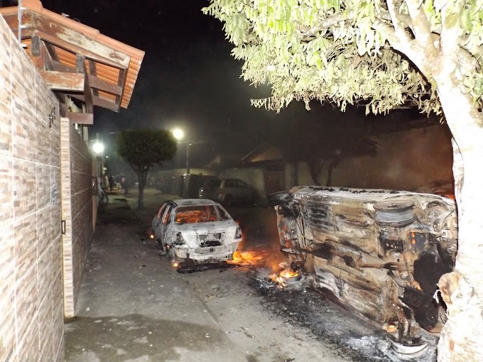 Amargosa: delegacia invadida, presos soltos e carros queimados; criança de 1 ano morre baleada  