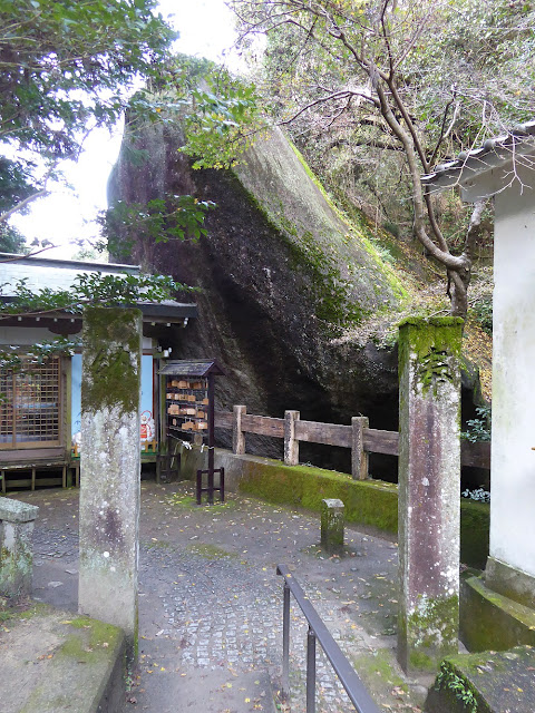 磐船神社 御神体「天の磐船」