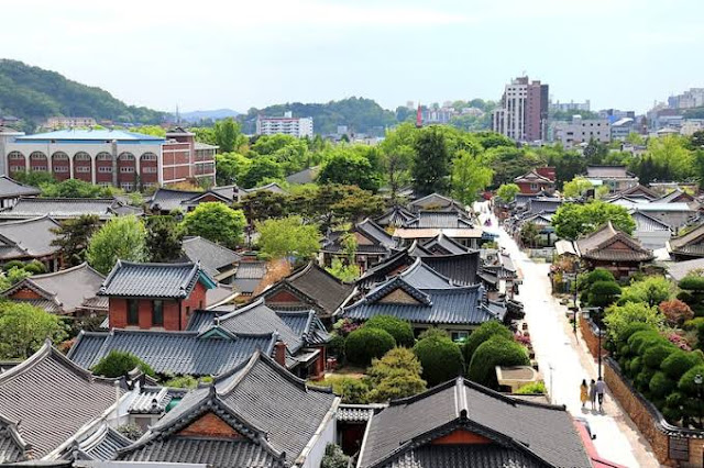 4 unique places to visit in south korea