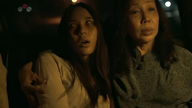 Sinopsis Film Horror Thailand The Medium (2021)