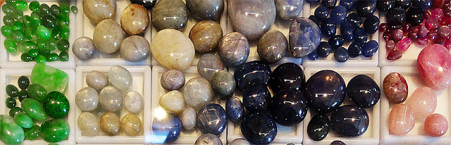 precious stones at Bogyoke Aung San Market