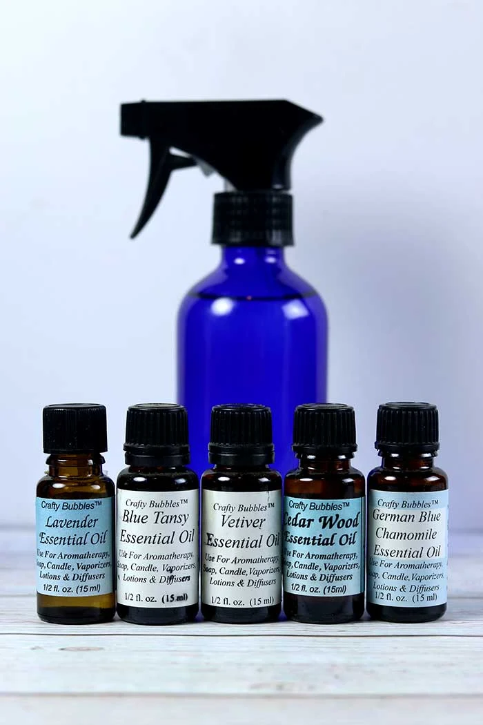 How to make a magnesium oil spray recipe. This natural remedy has many benefits for your skin, eczema, for migraines, for pain, and for sleep.  This easy DIY has only two ingredients plus essential Learn the best application and where to apply it and how to use it.  This is for kids and adults with a kid safe essential oil blend. Learn about the side effects, too.  Don't want to DIY?  Find out where to buy. #magnesiumoil #diy #essentialiols #magnesiumspray