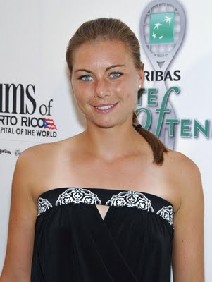 tennis star wallpaper. rusian best tennis star vera zvonareva pics and wallpapers !