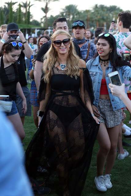 Paris-Hilton Festival Coachella 2016 - look das celebridades