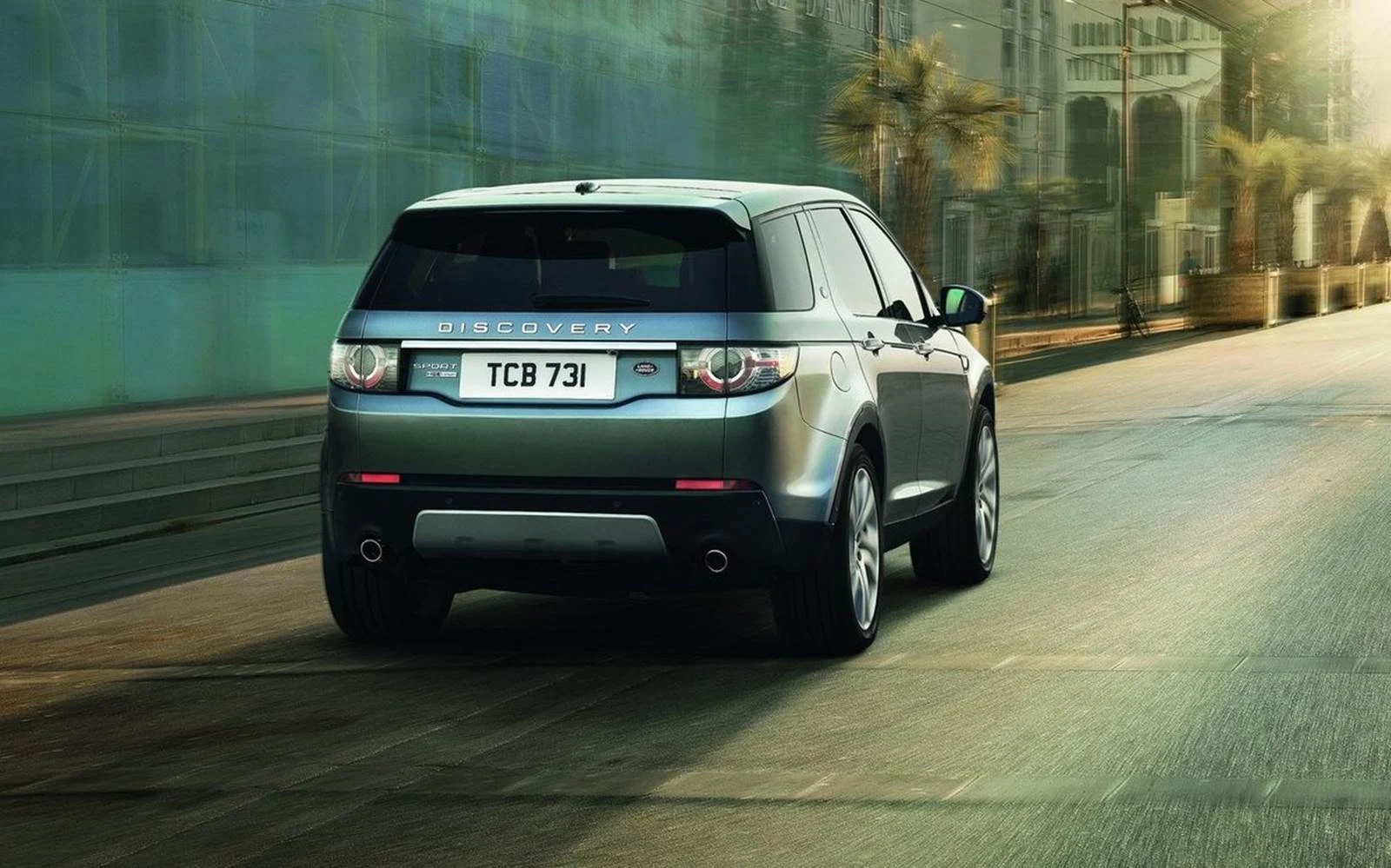 Land Rover Discovery Sport 2015