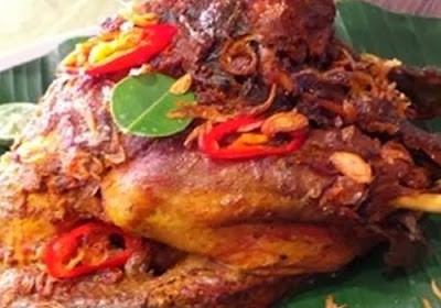 Nikmati Masakan Ayam Yang Satu Ini!! Ayam Bakar Betutu Khas Bali Super Lezat