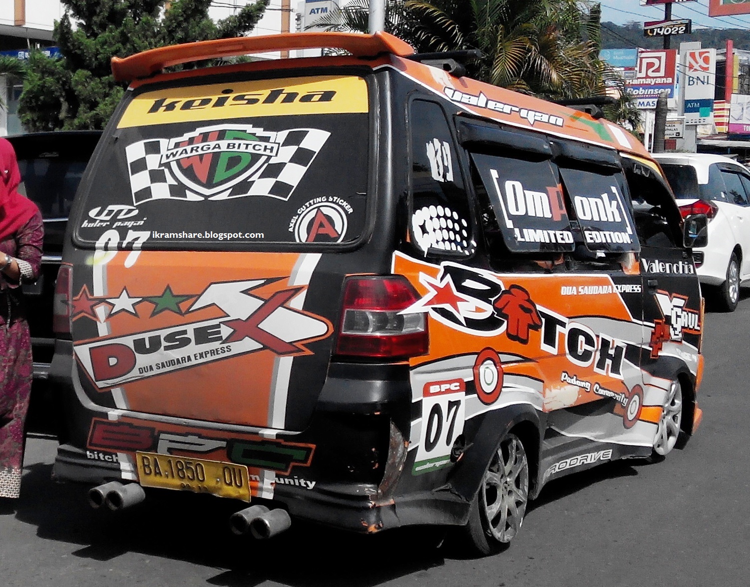 Foto Modifikasi Mobil Angkot Keren Sobat Modifikasi