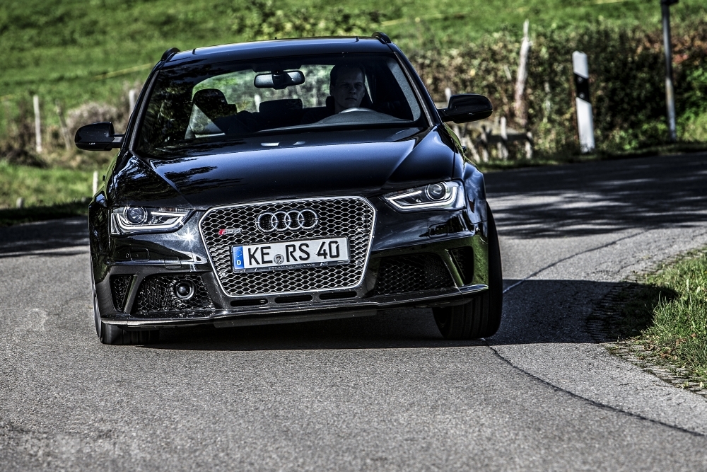 a car 2013 Audi RS4 by ABT Sportsline