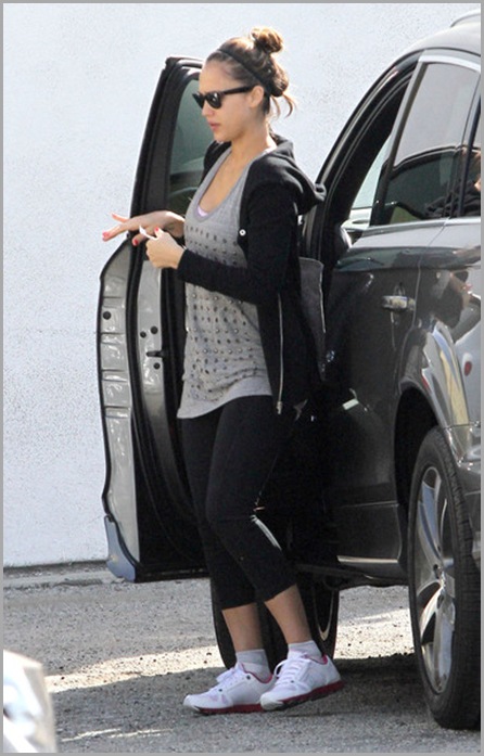 Jessica Alba Pregnant Jessica Alba Arriving 9