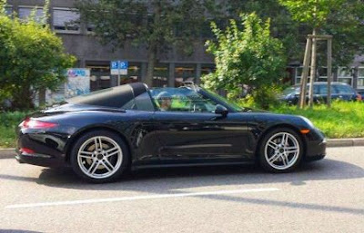 Porsche 911 Targa 