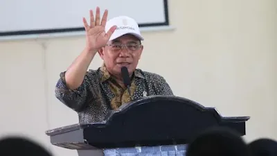 Banyak Kelas Menengah Turun Kelas, Menko PMK: Yang Penting Tak Sampai Miskin Ekstrem