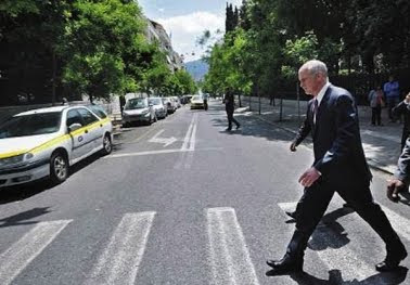 Καλοστημένη επιχείρηση εκβιασμών...