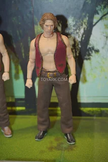Mezco One:12 en el San Diego Comic Con 2018 - The Warriors, Marvel, DC y más