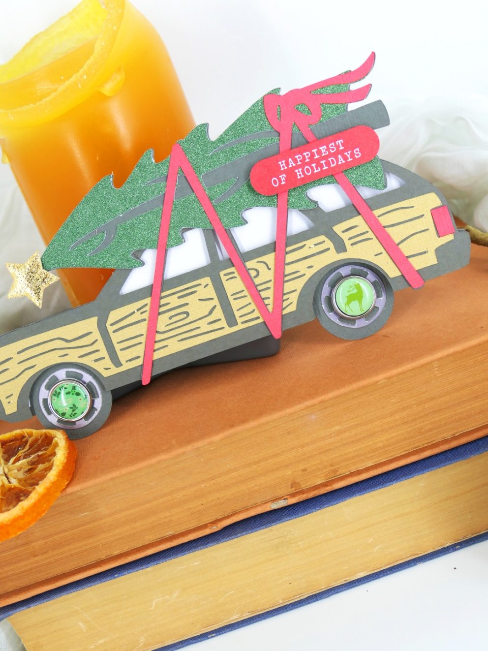 Biglietto di Auguri Auto Station Wagon con Cricut Joy