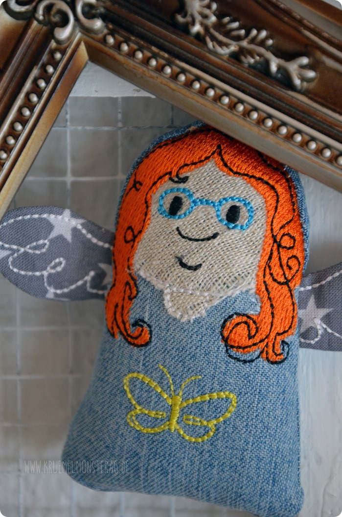 Angel in Blue Jeans 5 Anja Rieger Probesticken Glücksengel ITH