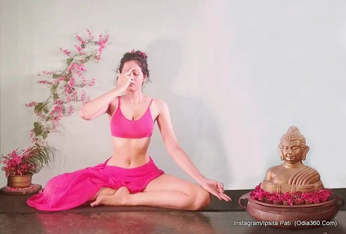 Ipsita Pati's Most Hot Yoga Look in Pink Outfit