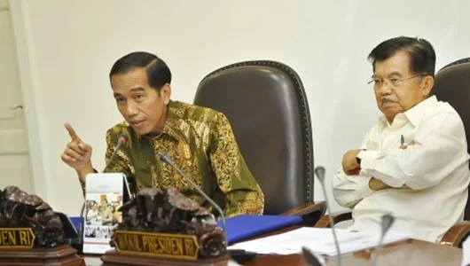 Di Rapat Kabinet, Jokowi Sentil Rini Soemarno dan Ignasius Jonan