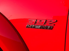 "392 HEMI" badge on 2020 Dodge Charger R/T Scat Pack Plus