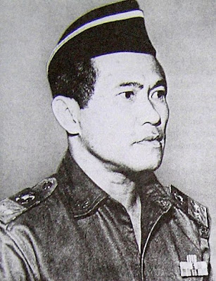  merupakan sebutan bagi sejumlah perwira militer yang gugur dalam pertempuran melawan pemb 10 Pahlawan Revolusi Indonesia | Nama, Biografi, Gambar, Daerah Asal [LENGKAP] 