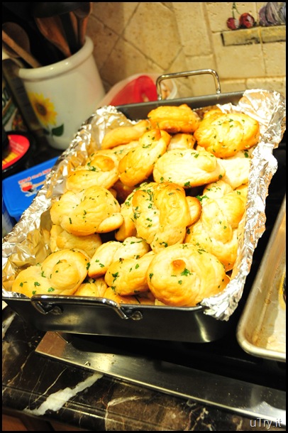 Garlic Knots