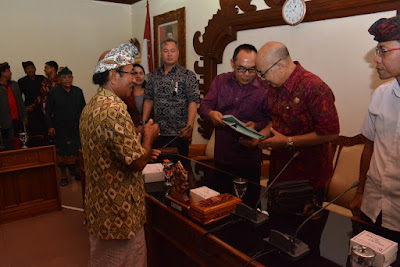 DPRD Bali Sikapi Persoalan Pemekaran Banjar Adat Kubu