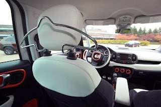 Fiat 500L Adventurer (2013) Interior
