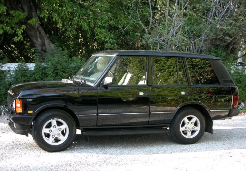 I really like the old Classic Range Rover They looked tough but not