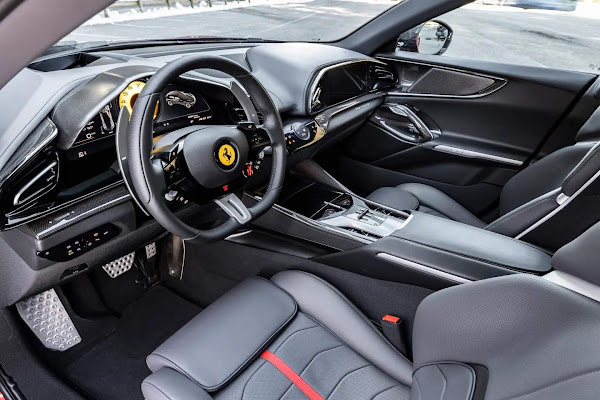 Ferrari Purosangue - interior