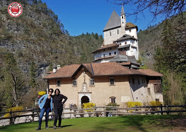 Santuario de San Romedio, Italia