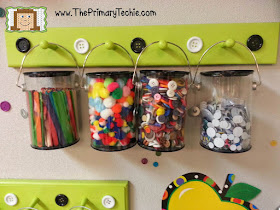 http://primarychalkboard.blogspot.com/2015/07/classroom-set-up-look-around-my-dream.html