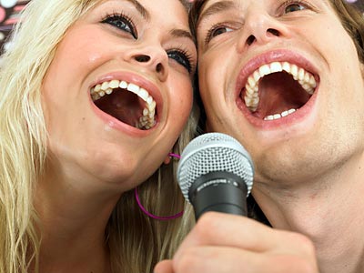 How To Sing High Notes Without Voice Cracking : Karaoke Software For Power Packed Performance