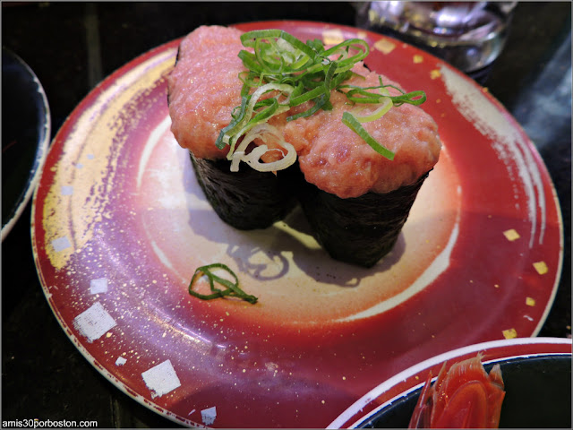 Platos de Sushi de Katsu Midori, Tokio