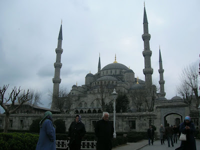 Sultanahmet Camii in the backdrop