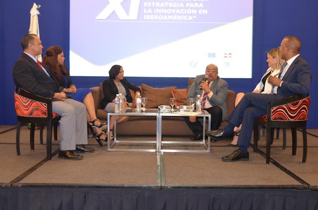Director SNS modera conversatorio: “Experiencias de Gestión de la Calidad en el Sector Salud de República Dominicana”
