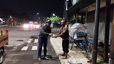 Jelang Hari Raya, Pemuda Muhammadiyah Bangunsari Gelar Baksos  dan Sahur On The Road