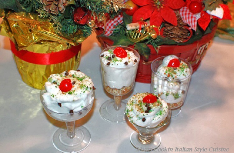 this is cannoli mousse for Christmas in plastic cups