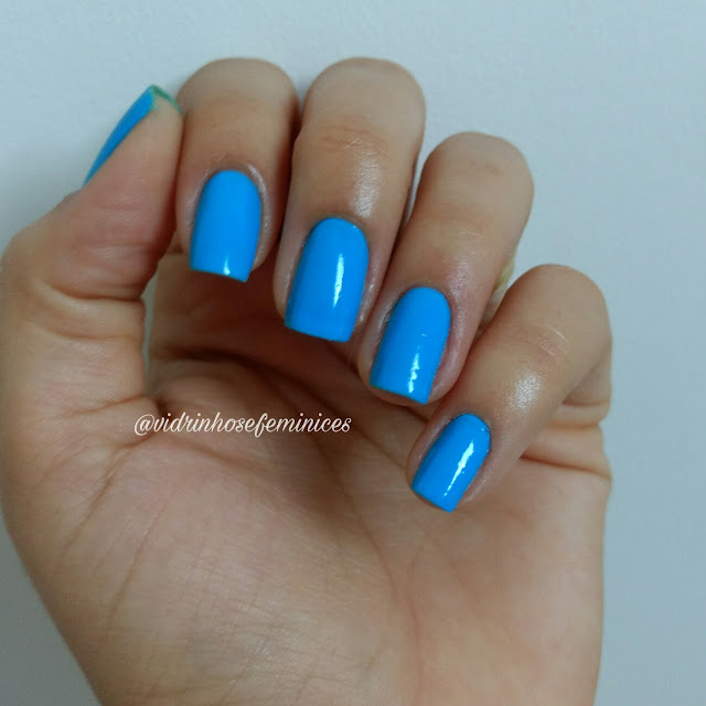 Esmalte bonequinha Lorac Relax 2