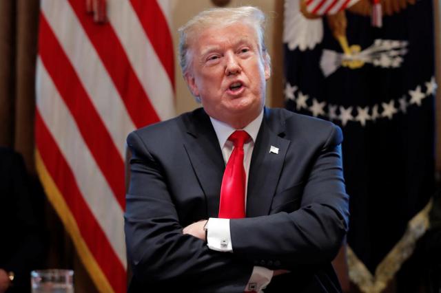 Trump rechazó reunirse con Maduro y mantiene la "opción militar"