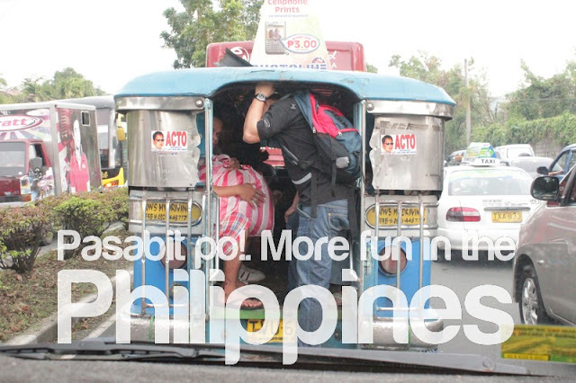 More Fun in the Philippnes: Pasabit po! (Back riding on the Jeepney!