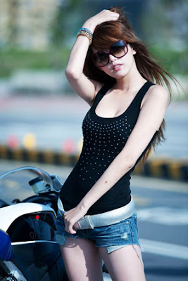 Motorcycle Sexy Girl