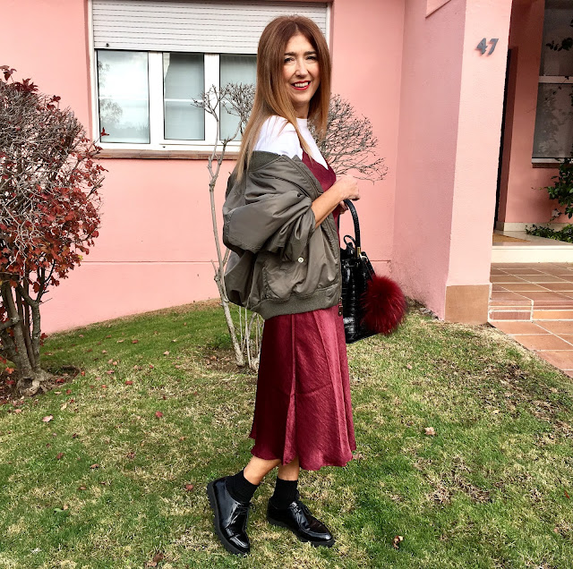 JustFab, Burgundy, Vestido Lencero, Bolso Saco, Bomber, Street Style, Cool, Shopping, Carmen Hummer