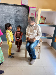 जौनपुर: डॉयट प्राचार्य ने प्राथमिक विद्यालय का किया निरीक्षण  | #NayaSaveraNetwork