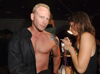 Ian Ziering Wallpaper