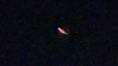 This UFO sighting happened near Philadelphia Airport on the 8th February 2023 at 9:12pm.